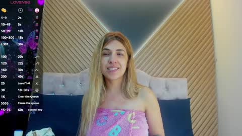 Snapshot of evaloviaa_ chatting on March 2026 02:17:01 PM Eva online show from March 2026 02:17:01 PM
