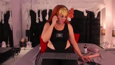 Eva  online show from October 2025 01:01:01 PM