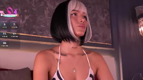 Snapshot of evamoretti chatting on October 2025 11:03:01 PM Eva Moretti online show from October 2025 11:03:01 PM