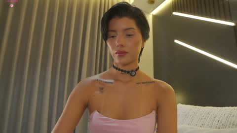 Eva Moretti online show from May 2026 07:15:01 PM