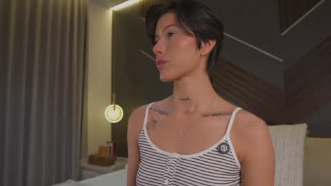 Snapshot of evamorettii chatting on July 2026 06:40:02 PM Eva Moretti online show from July 2026 06:40:02 PM