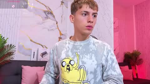 evan_tay online show from May 2026 03:44:01 AM