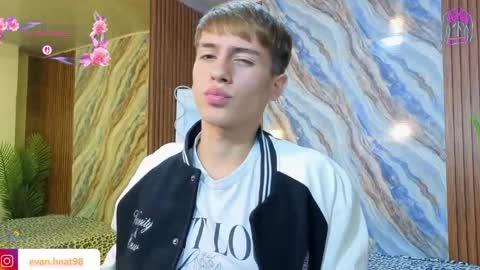 evan_tay online show from May 2026 03:04:02 AM