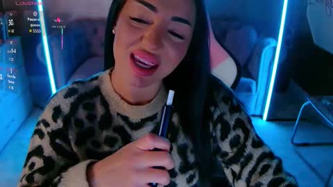 Snapshot of evanew_ chatting on October 2025 05:41:02 PM Eva online show from October 2025 05:41:02 PM