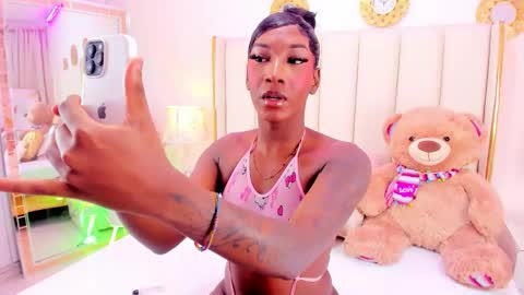 evangelin_ts online show from February 2026 01:33:02 PM