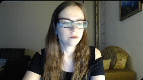 Snapshot of evangeline06 chatting on December 2024 08:41:01 AM YourMistress online show from December 2024 08:41:01 AM