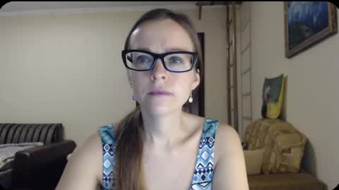 Snapshot of evangeline06 chatting on December 2024 08:26:01 AM YourMistress online show from December 2024 08:26:01 AM