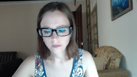 Snapshot of evangeline06 chatting on July 2026 08:33:01 AM YourMistress online show from July 2026 08:33:01 AM