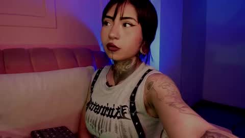 Snapshot of evangeline_bell chatting on February 2025 04:46:01 PM Eva online show from February 2025 04:46:01 PM