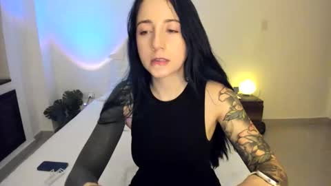 Snapshot of evangelinelovee chatting on May 2026 10:37:02 PM Evangeline online show from May 2026 10:37:02 PM