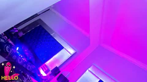 evanllelyne online show from February 2026 12:08:01 PM