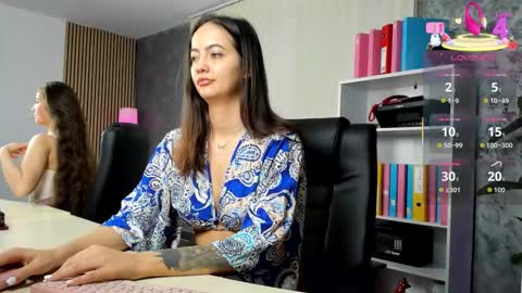 Your Fantasy online show from September 2025 06:19:02 PM