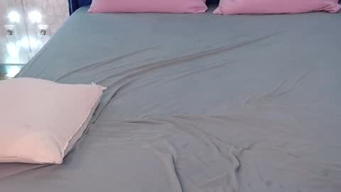 Eva online show from December 2024 12:52:01 AM