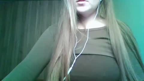 evasapples2026 online show from February 2026 08:51:02 PM