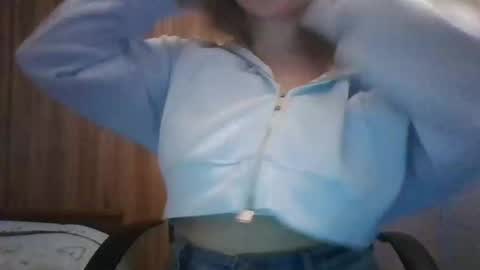 evasapples2026 online show from May 2026 07:19:02 PM