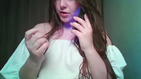 evasapples2026 online show from May 2026 12:32:01 PM