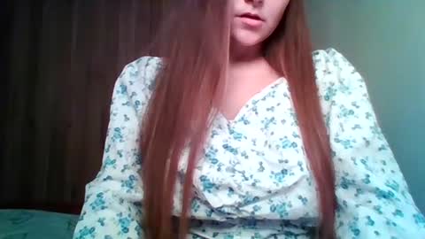 evasapples2026 online show from June 2026 06:21:02 PM