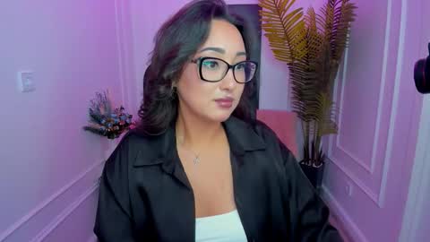 evasarazardje online show from November 2025 08:18:01 PM