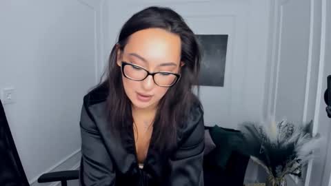 evasarazardje online show from March 2026 07:53:01 PM