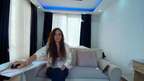  EVA LUNA online show from May 2026 02:58:02 PM