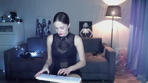 Snapshot of evatequila chatting on December 2024 11:33:01 AM Eva online show from December 2024 11:33:01 AM