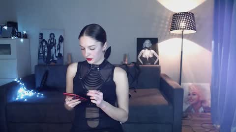 Snapshot of evatequila chatting on December 2024 04:17:01 PM Eva online show from December 2024 04:17:01 PM