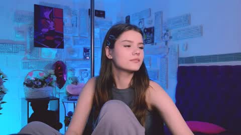 Snapshot of evathopson chatting on February 2025 05:26:01 PM Eva next stream - - 1600 UTC2000 online show from February 2025 05:26:01 PM