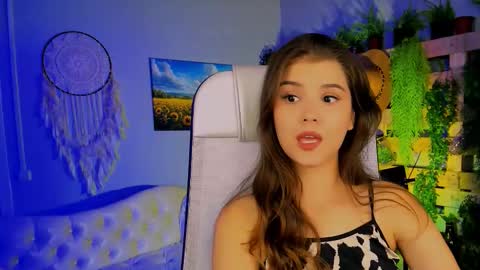 Snapshot of evathopson chatting on October 2025 08:58:02 AM Eva next stream - - 1600 UTC2000 online show from October 2025 08:58:02 AM