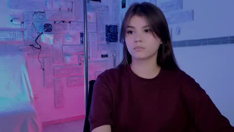 Snapshot of evathopson chatting on November 2025 12:09:02 PM Eva next stream - - 1600 UTC2000 online show from November 2025 12:09:02 PM