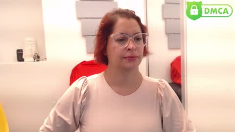 Eva Twiss online show from October 2025 11:47:02 AM