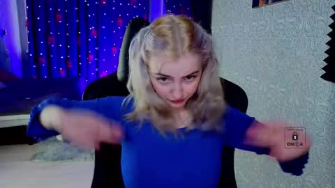 Snapshot of evavibe chatting on March 2026 05:48:01 AM evavibe online show from March 2026 05:48:01 AM