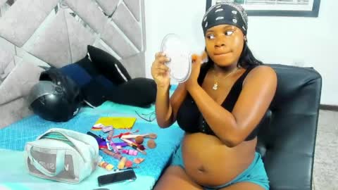Eva And Emmanuel online show from May 2026 01:27:01 PM