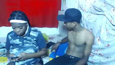 Eva And Emmanuel online show from June 2026 04:07:02 PM