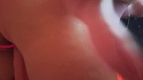 Snapshot of evaxrose chatting on September 2025 03:46:01 PM Eva online show from September 2025 03:46:01 PM