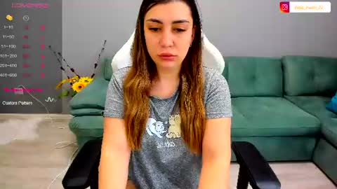 eveeevian online show from June 2026 12:08:01 PM