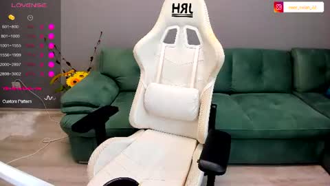 eveeevian online show from June 2026 01:57:02 PM