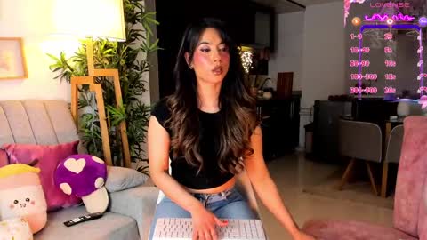  Eve  online show from September 2025 10:37:02 PM