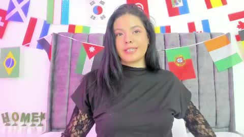 evelin__thompsson online show from June 2026 03:18:02 AM