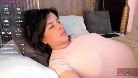 E V E L I N online show from March 2026 08:26:33 AM