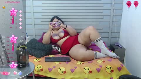 Snapshot of evelin_zaens chatting on December 2024 09:50:02 PM evelin zaens online show from December 2024 09:50:02 PM