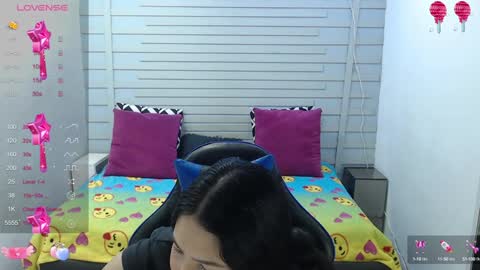 Snapshot of evelin_zaens chatting on January 2025 04:00:01 AM evelin zaens online show from January 2025 04:00:01 AM