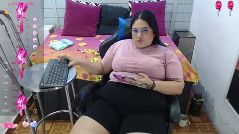 Snapshot of evelin_zaens chatting on January 2025 07:08:01 AM evelin zaens online show from January 2025 07:08:01 AM