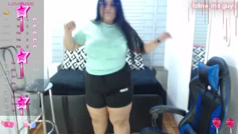 Snapshot of evelin_zaens chatting on January 2025 04:48:01 AM evelin zaens online show from January 2025 04:48:01 AM