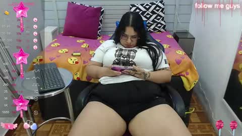 Snapshot of evelin_zaens chatting on February 2025 10:49:02 AM evelin zaens online show from February 2025 10:49:02 AM