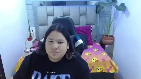 evelin zaens online show from July 2026 03:54:01 AM