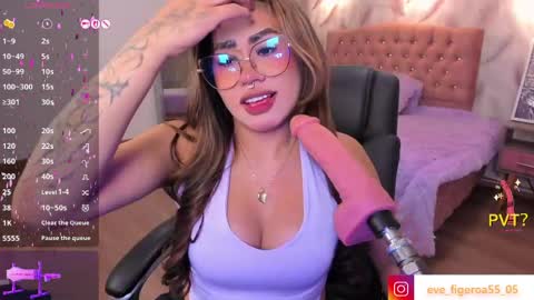 Eveline  online show from May 2026 12:32:02 PM
