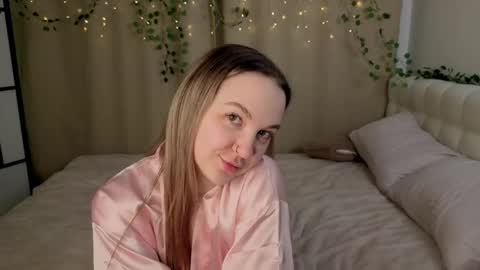 Eveline online show from May 2026 08:14:02 PM
