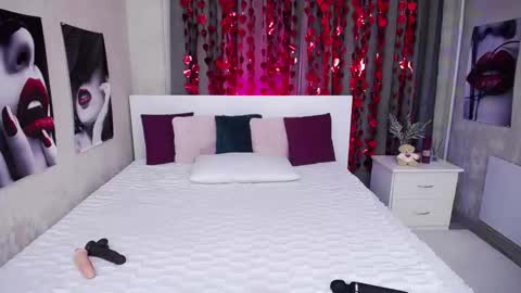 Evelin online show from February 2026 06:17:02 AM