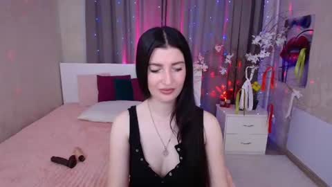 Evelin online show from June 2026 05:23:02 AM