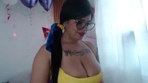 Snapshot of evelingjoyy chatting on July 2026 04:35:02 PM evelingjoyy online show from July 2026 04:35:02 PM